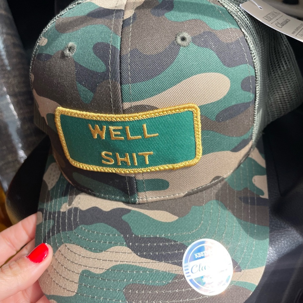 KBETHOS Camouflage Trucker Hat with Green and Gold Patch